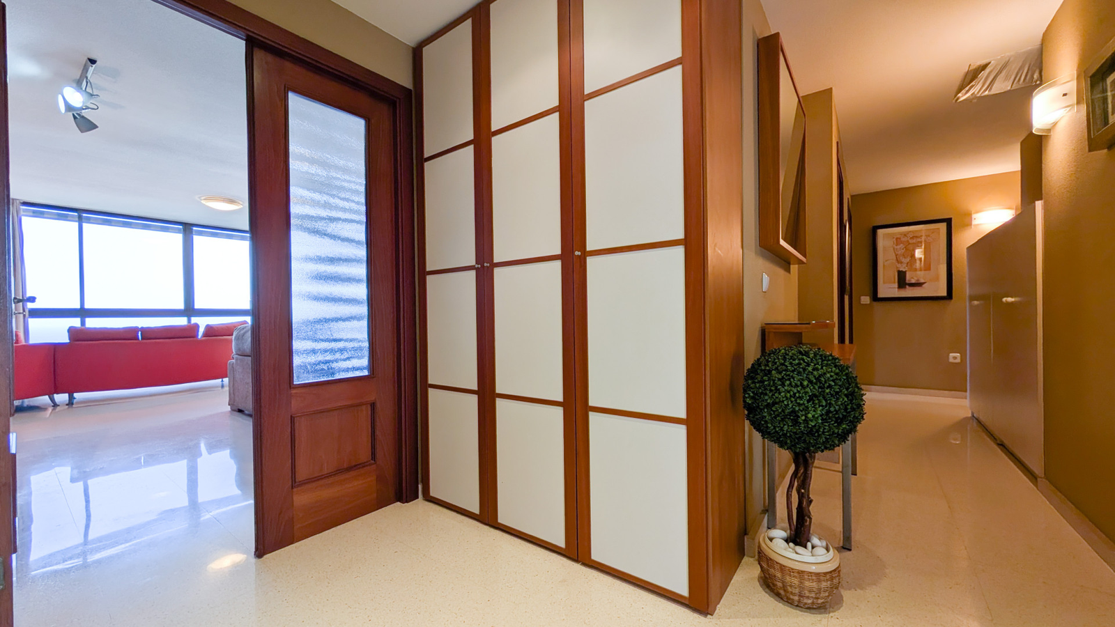 photo of Apartments on Av. Murtal, 22, 03502 Benidorm, Alicante, Spain