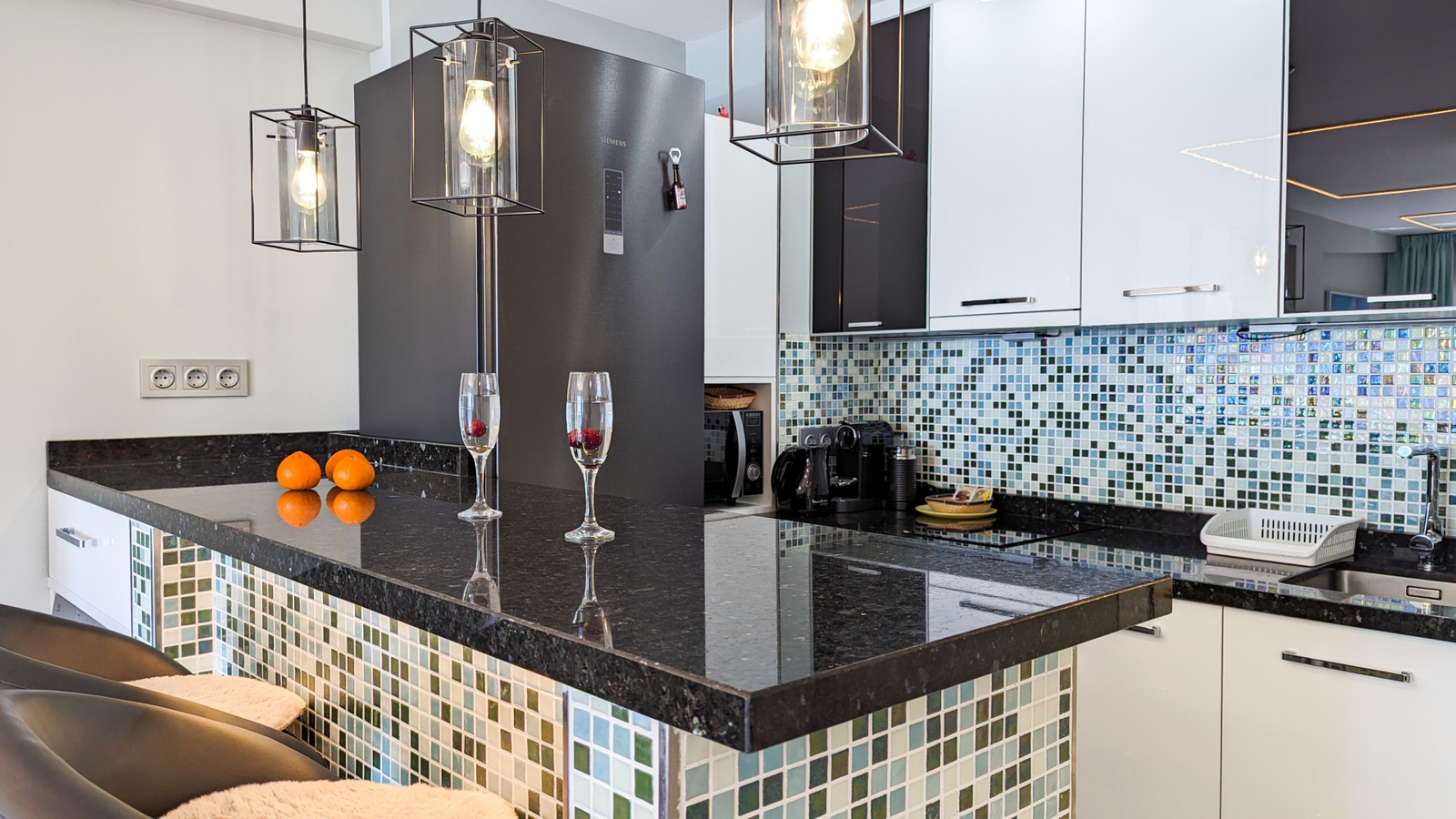 photo of Apartments on Pg. del Mar, 8, 03509 Benidorm, Alicante, Spain