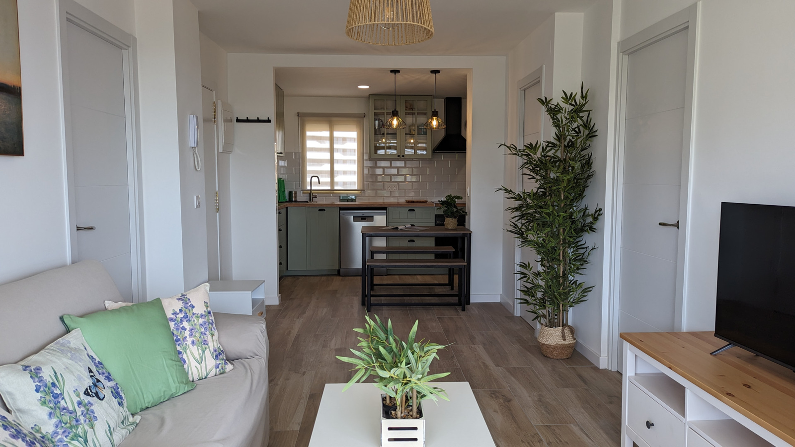 photo of Apartments on Avinguda de la Vila Joiosa, 15, 03502 Benidorm, Alicante, Spain