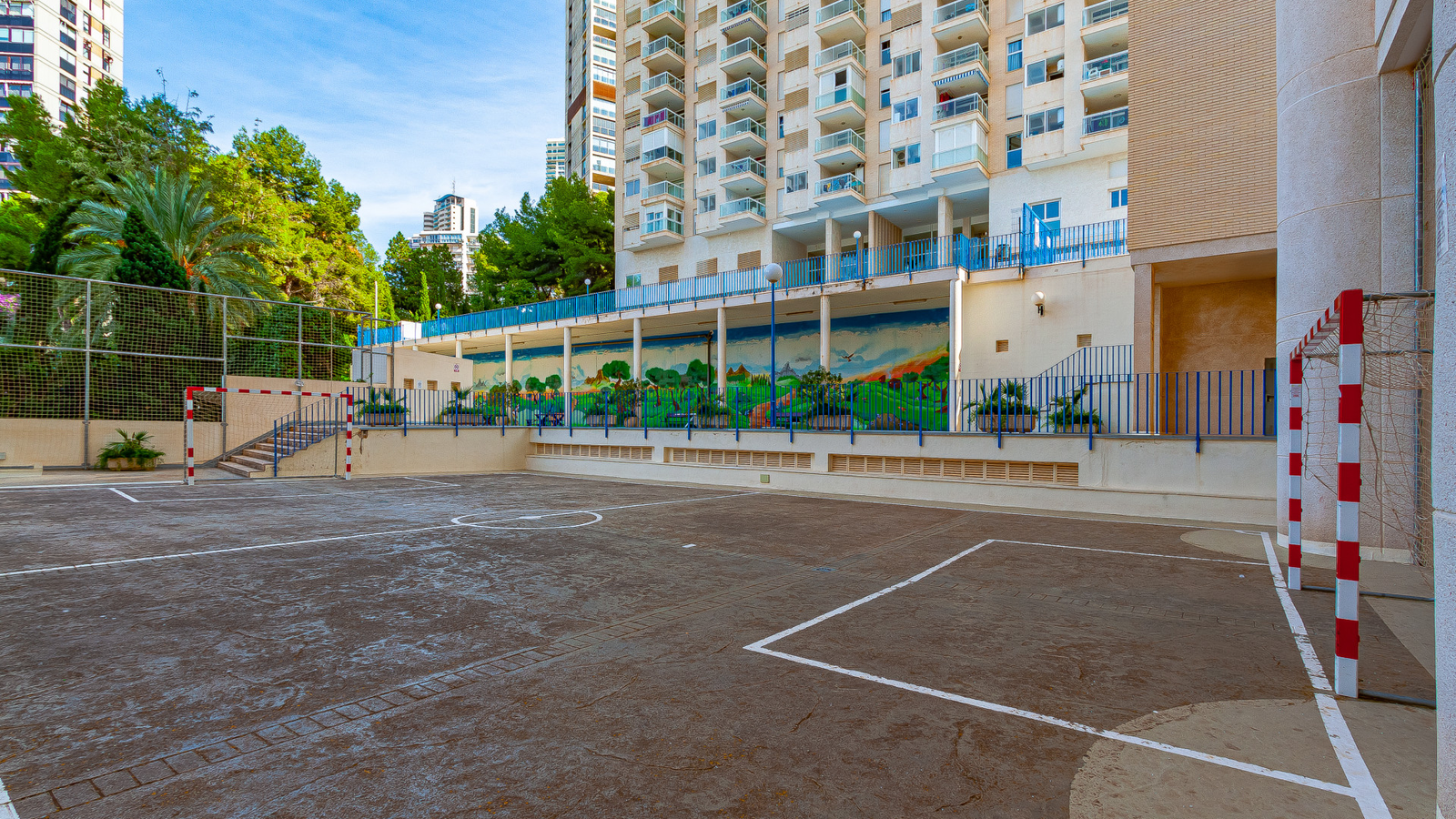 photo of Apartments on C. Sierra Dorada, 3b, 03503 Benidorm, Alicante, Spain