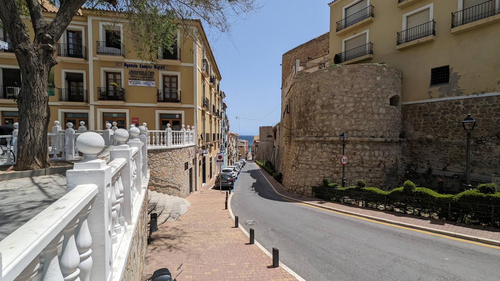 photo of Villa or house on Carrer Frai Posidonio Major, 1, 03570 La Vila Joiosa, Alicante, Spain
