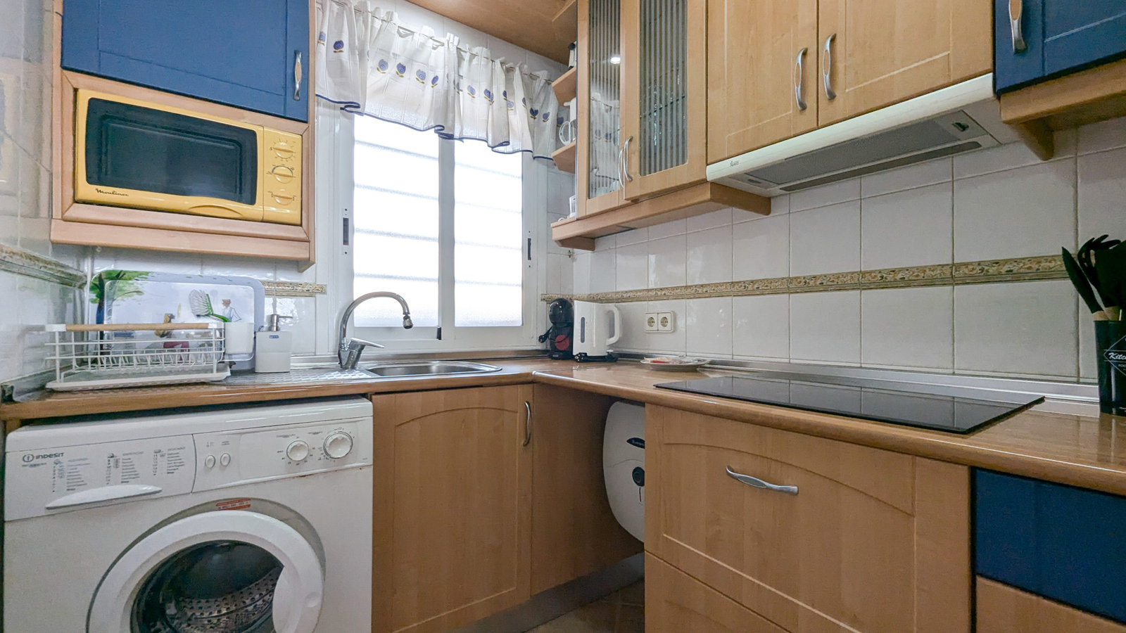 photo of Apartments on C/ L'Alfas del Pi, 8, 03502 Benidorm, Alicante, Spain