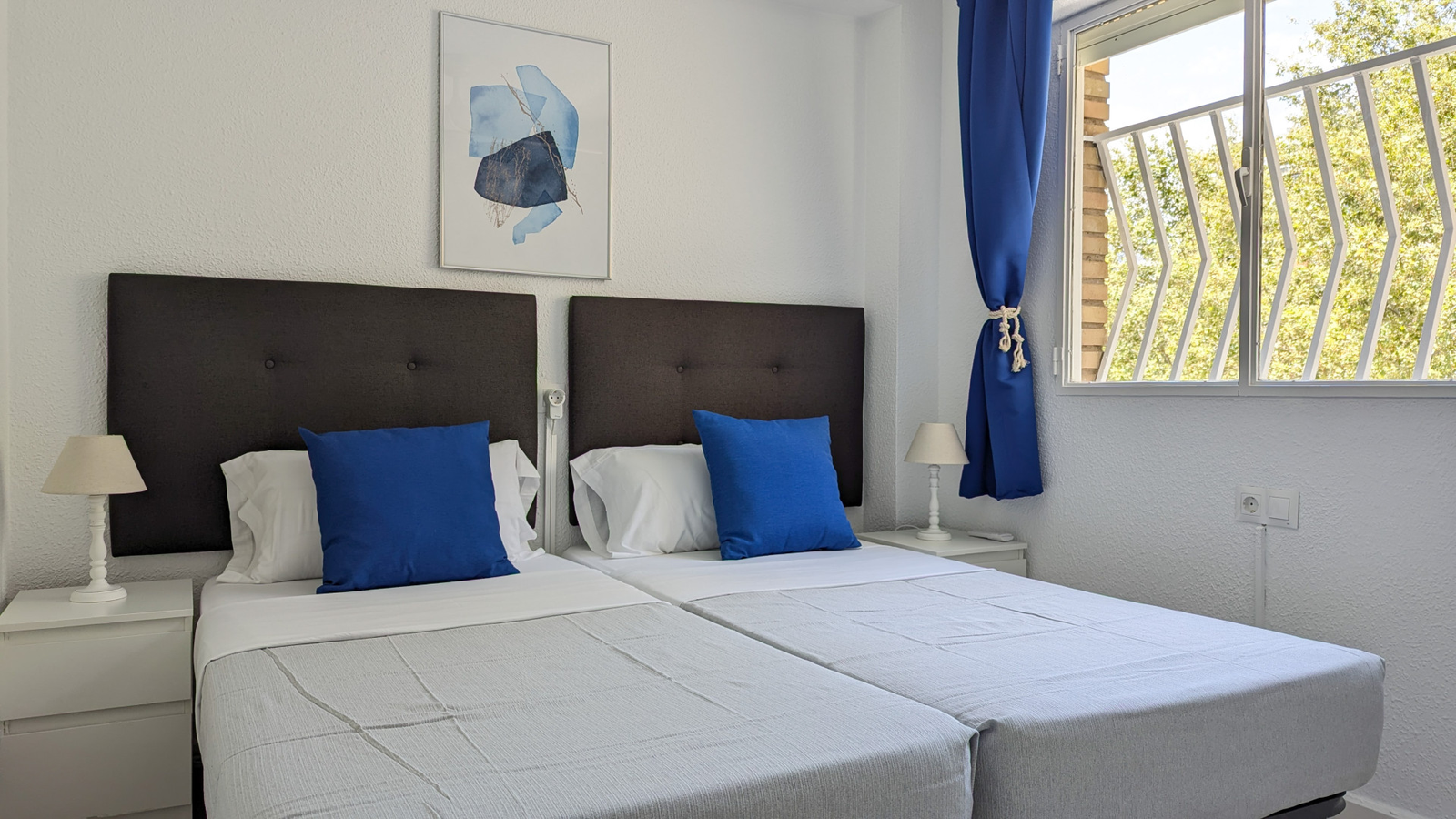 photo of Apartments on Av. del Mediterráneo, 42, 03503 Benidorm, Alicante, Spain
