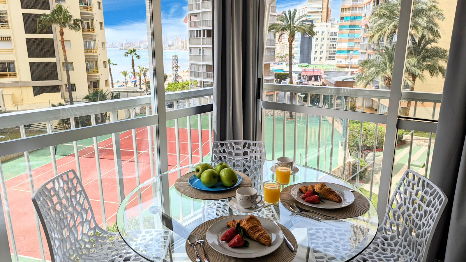 photo of Apartments on C. de Manila, 2, 03503 Benidorm, Alicante, Spain