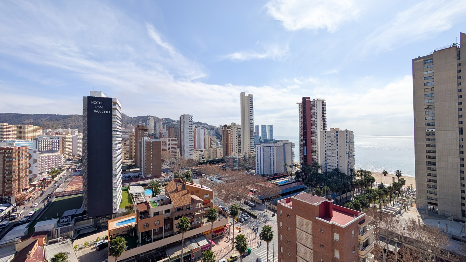 photo of Apartments on Playa de Levante, C. Gerona, 30, 03503 Benidorm, Alicante, Spain