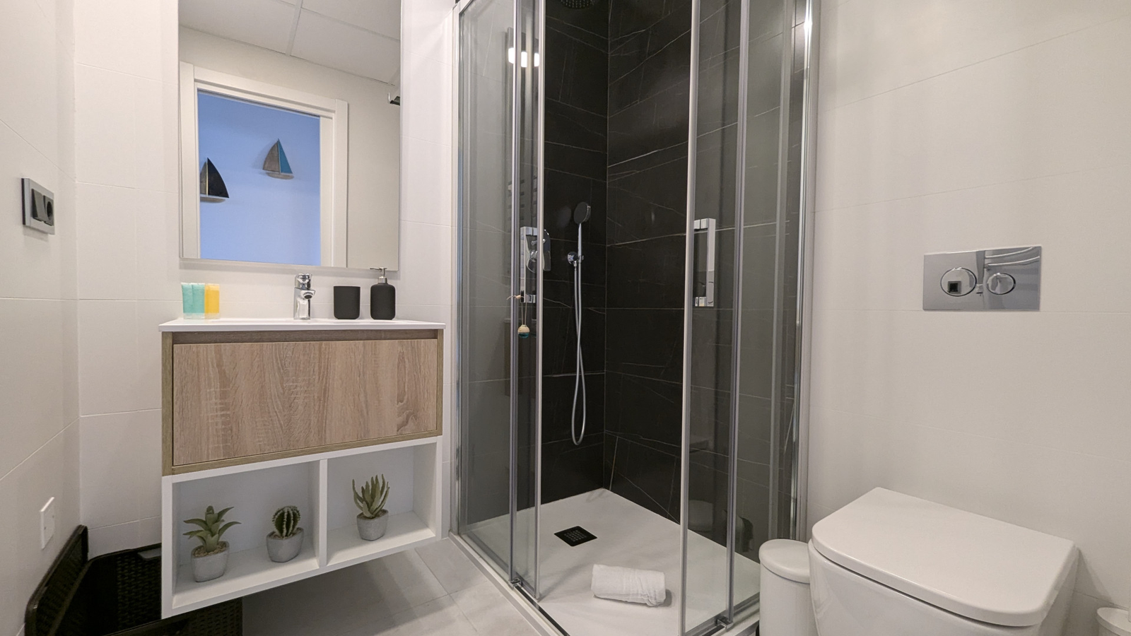 photo of Apartments on Av. Guatemala, 1, 03502 Benidorm, Alicante, Spain