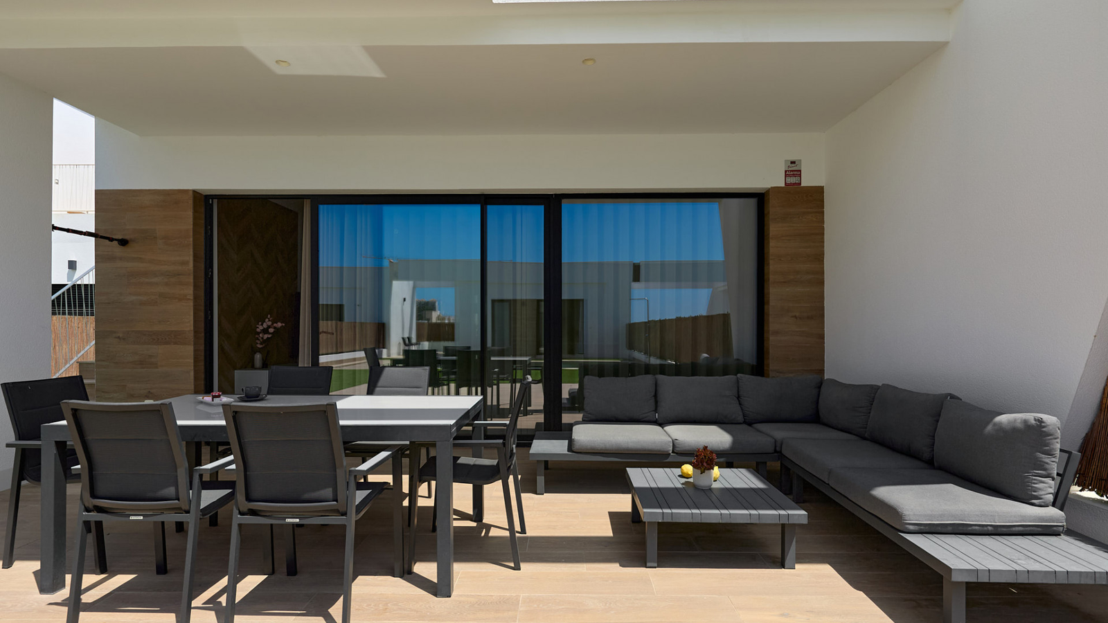 photo of Villa or house on Carrer d'Equador, 18, 03509 Finestrat, Alicante, Spain