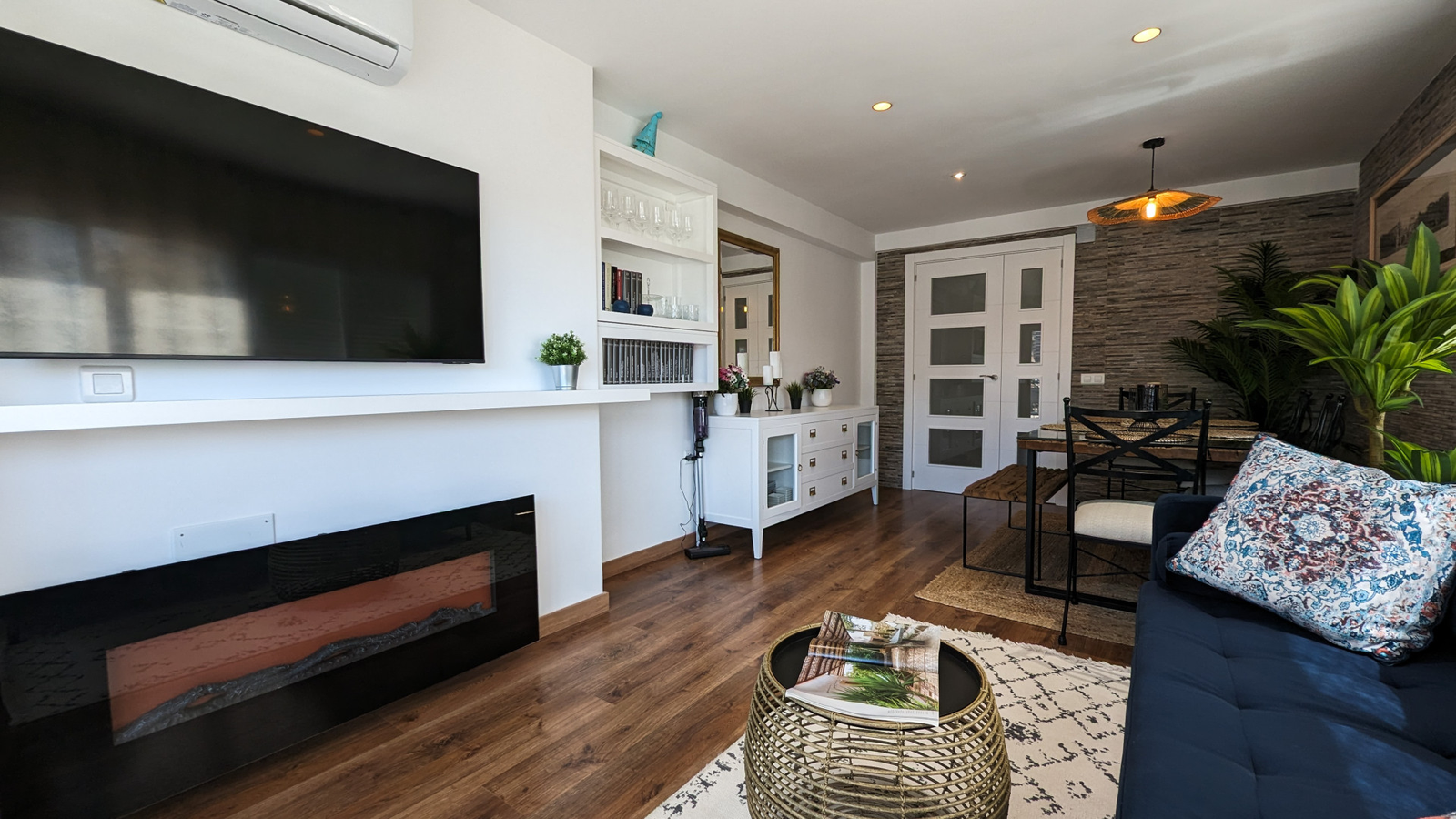 photo of Apartments on C. Santander, 6, 03502 Benidorm, Alicante, Spain