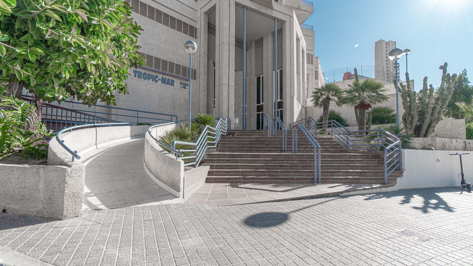 photo of Apartments on C. de Bonn, 4, 03503 Benidorm, Alicante, Spain