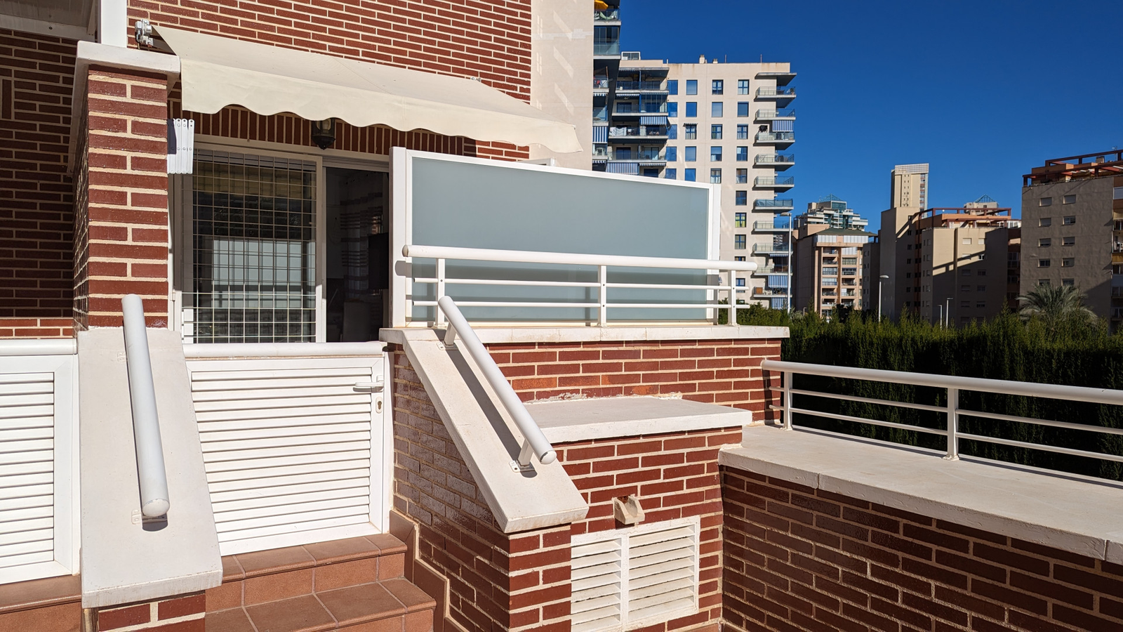 photo of Villa or house on Carrer Gregal, 2bis, 03570 Benidorm, Alicante, Spain
