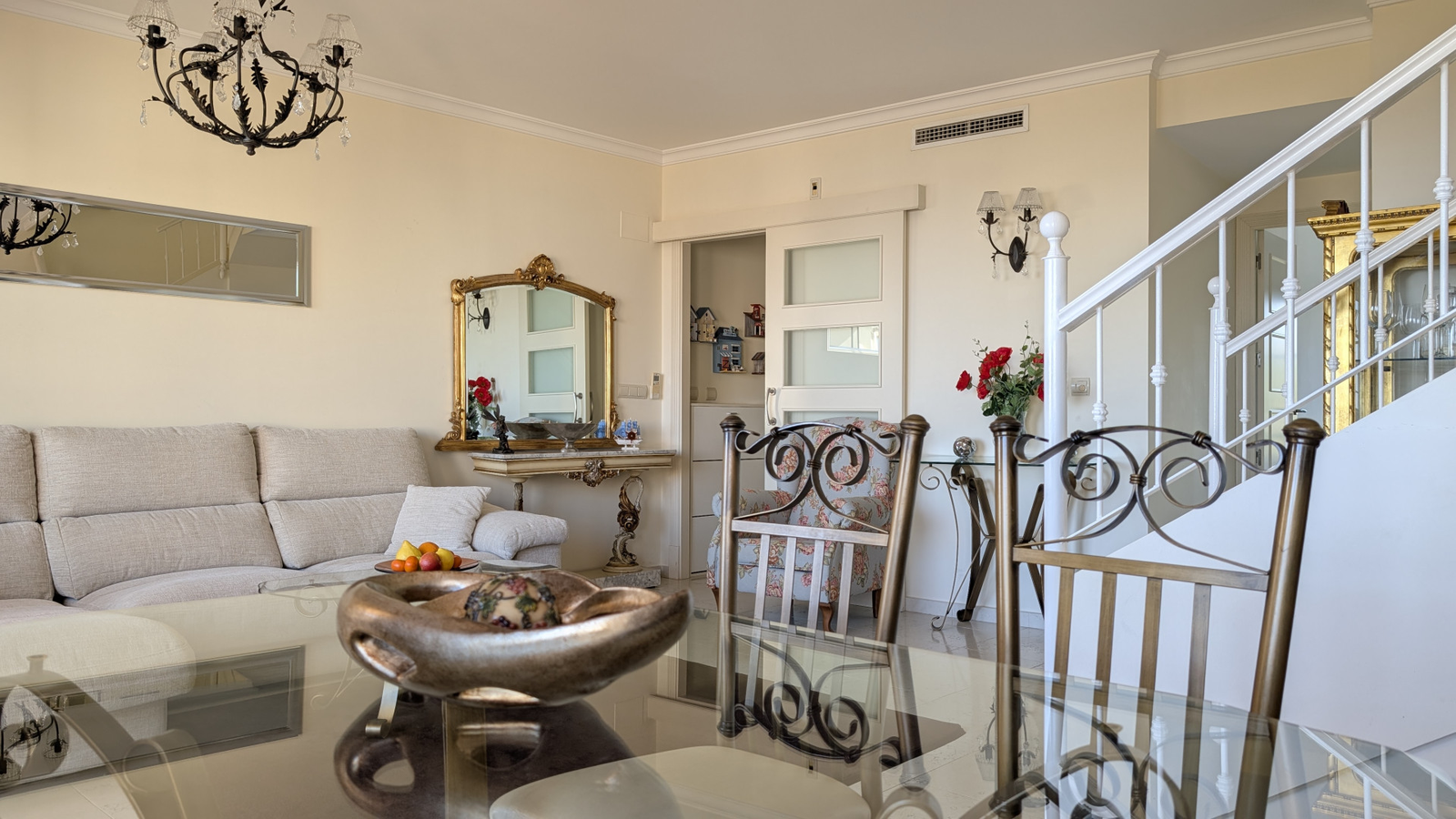 photo of Villa or house on Partida la Olla, 12, 03590 Altea, Alicante, Spain