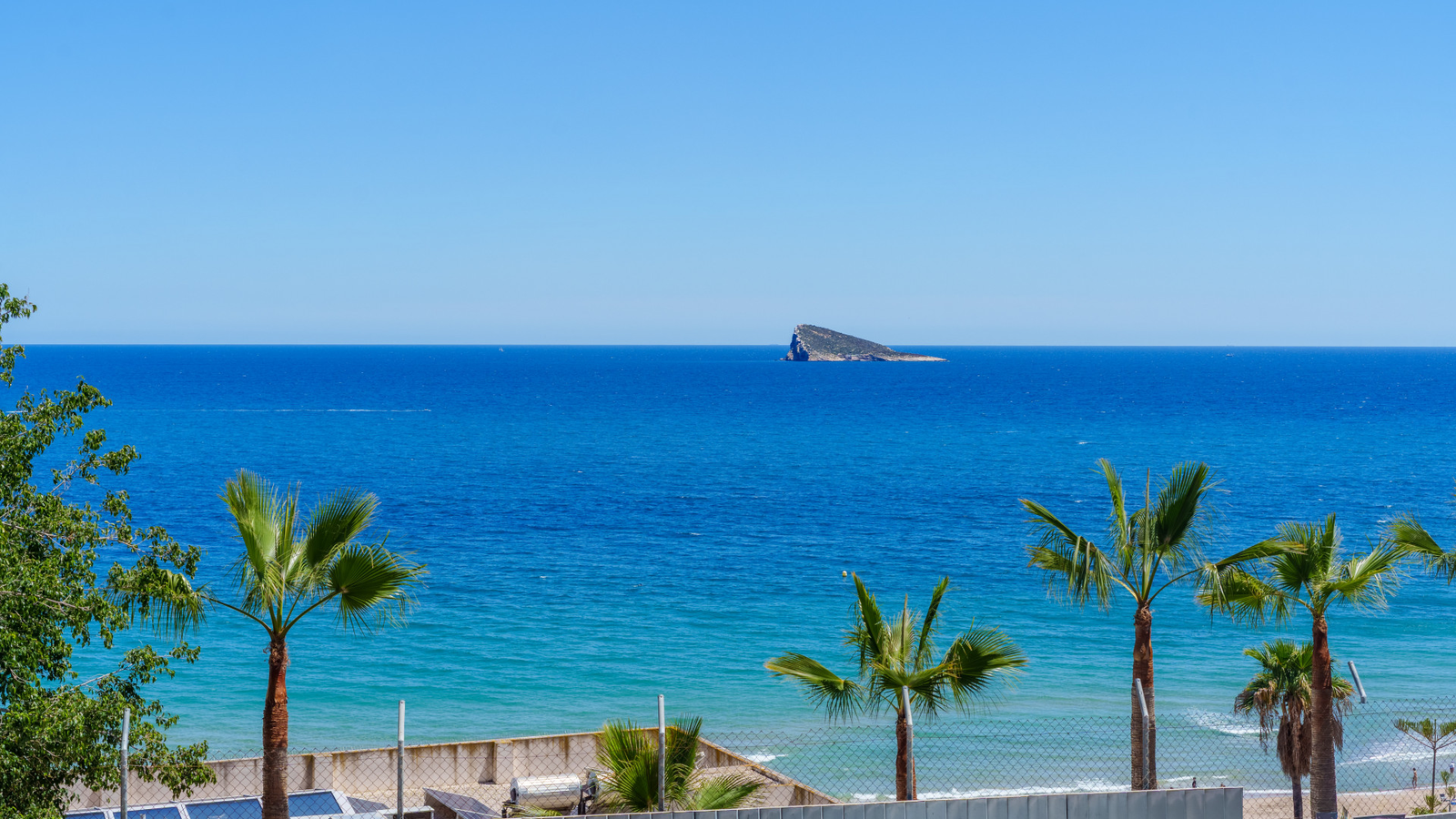 photo of Apartments on Calle Avilés, 10, 03502 Benidorm, Alicante, Spain