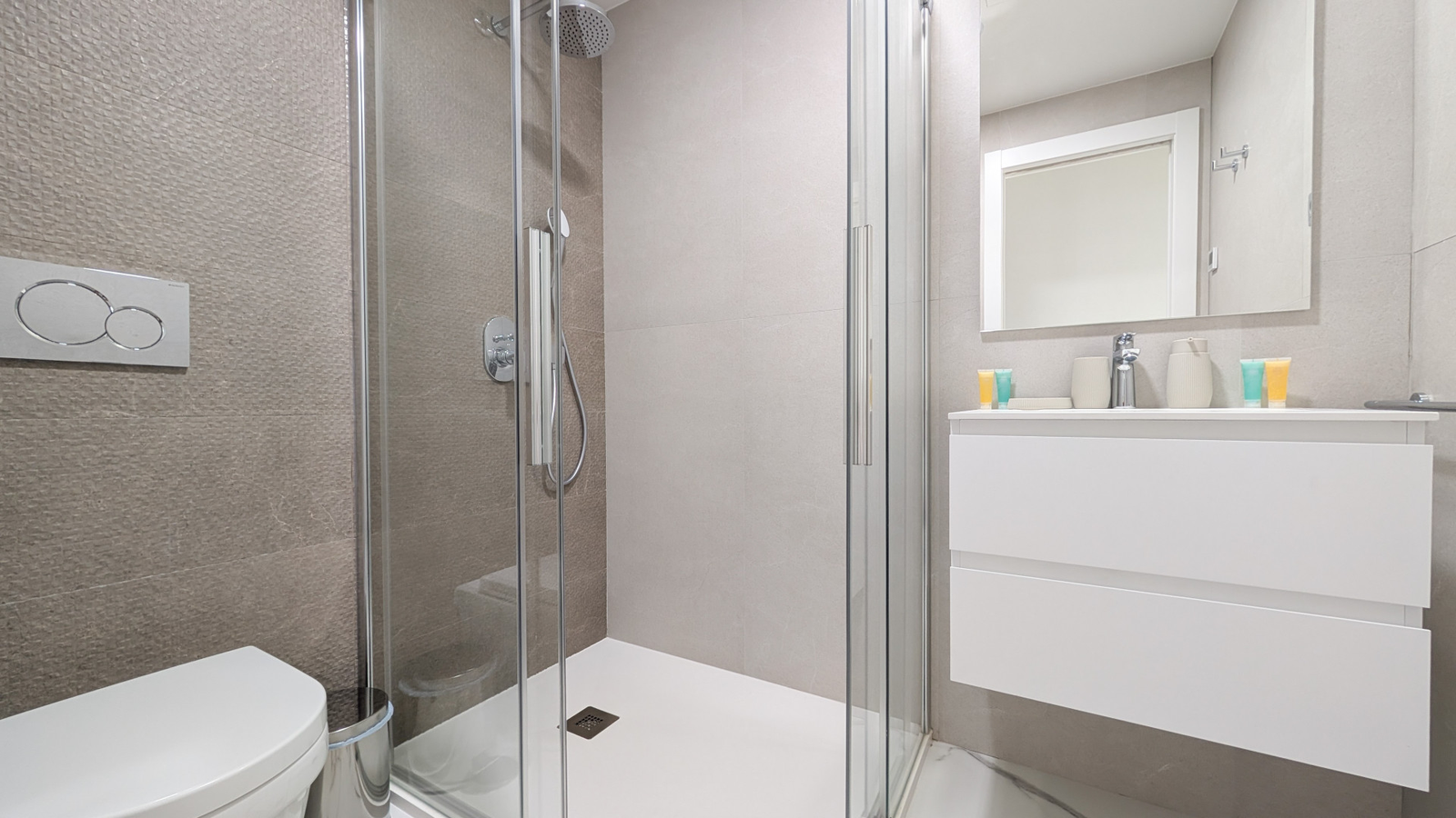 photo of Apartments on C. Brasil, 1, 03502 Benidorm, Alicante, Spain
