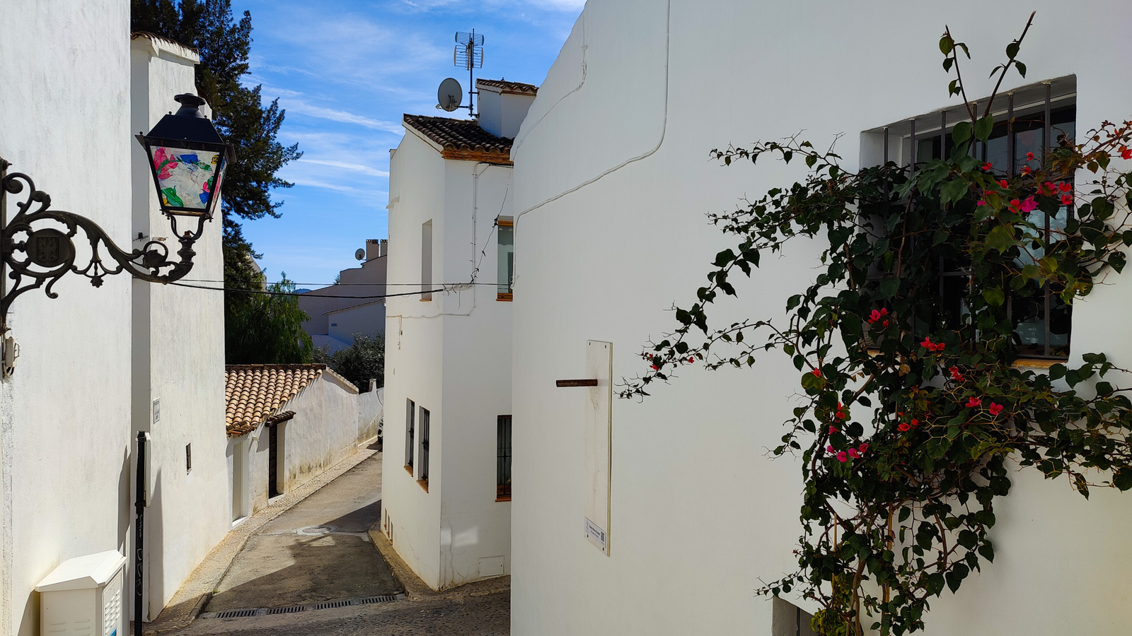 photo of Apartments on Carrer Sant Josep, 52, 03590 Altea, Alicante, Spain