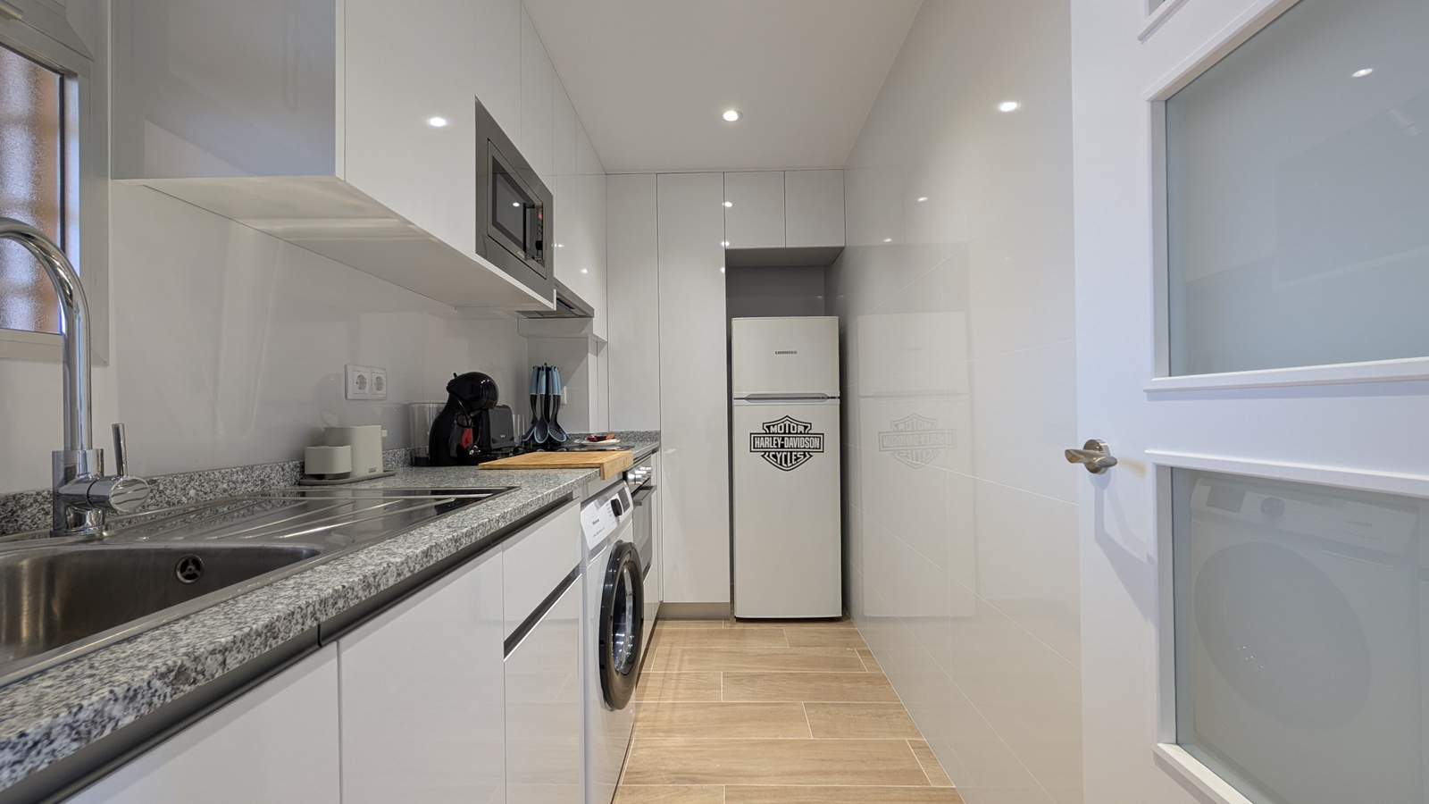 photo of Apartments on C. Asturias, 8, 03502 Benidorm, Alicante, Spain