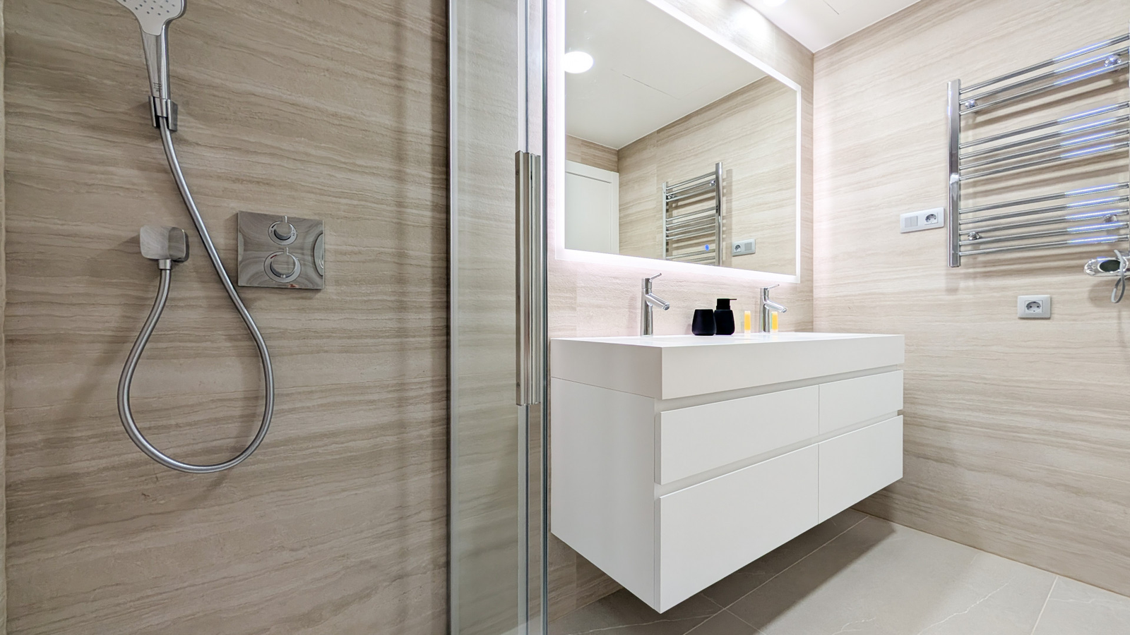 photo of Apartments on Av. República Argentina, 19, 03502 Benidorm, Alicante, Spain
