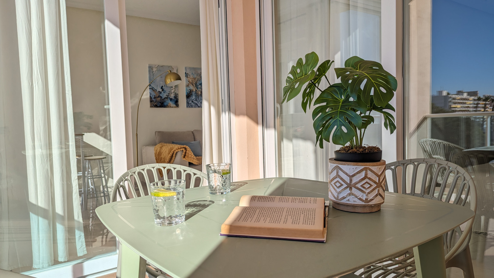 photo of Villa or house on Ctra. del Port, 2, 03570 Villajoyosa, Alicante, Spain