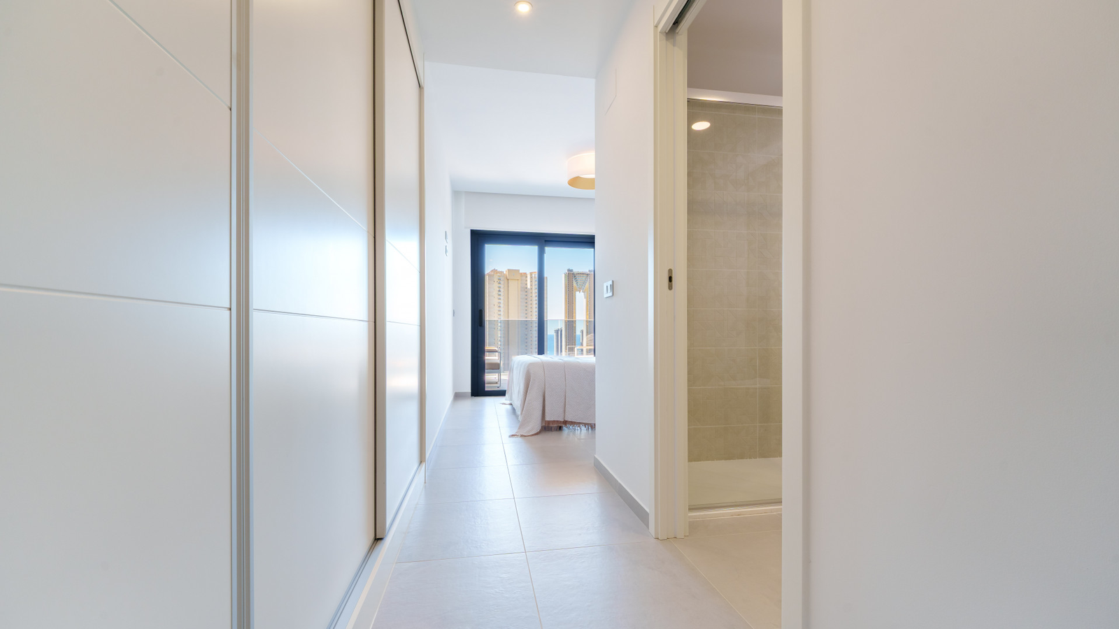photo of Apartments on Calle Pdte. Adolfo Suárez, 14, 03502 Benidorm, Alicante, Spain