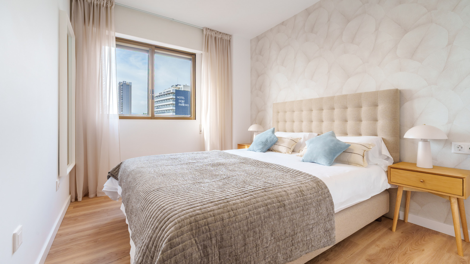 photo of Apartments on Av. del Mediterráneo, 43, 03503 Benidorm, Alicante, Spain