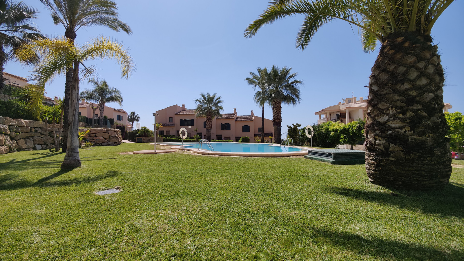photo of Villa or house on Carrer Berna, 27, 03509 Golf Badia, Alicante, Spain