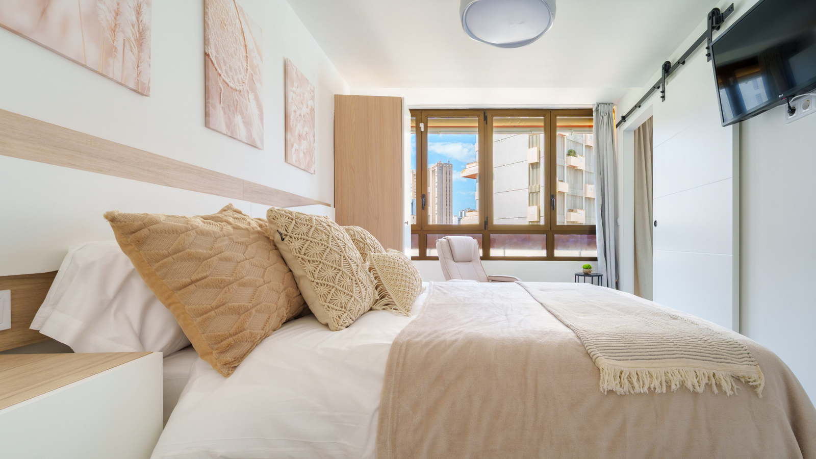 photo of Apartments on Calle de Bruselas, 9, 03503 Benidorm, Alicante, Spain