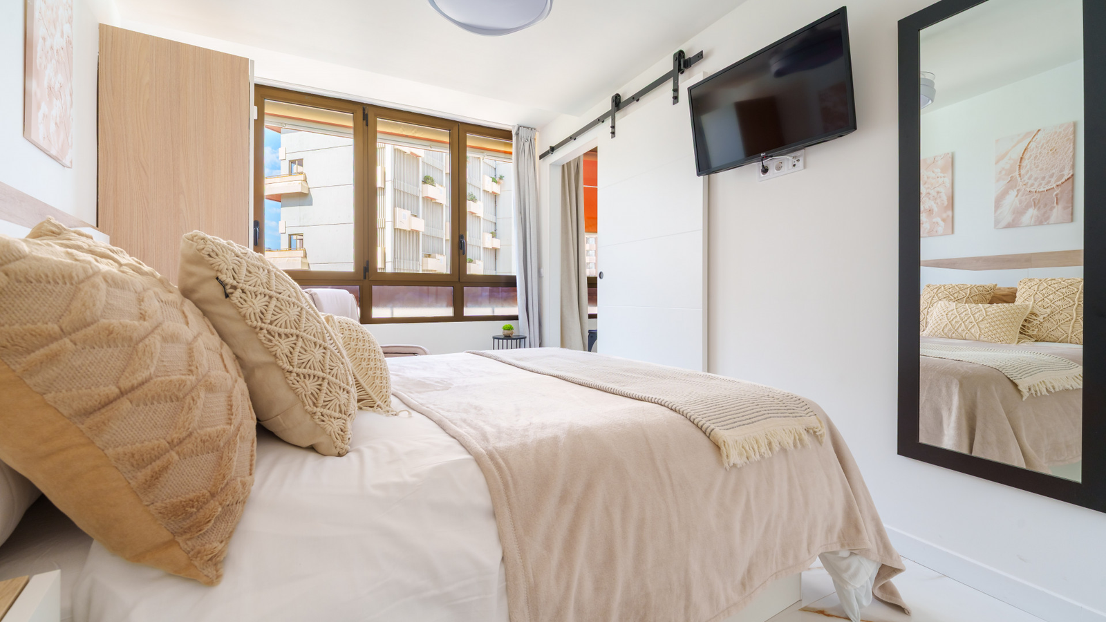 photo of Apartments on Calle de Bruselas, 9, 03503 Benidorm, Alicante, Spain