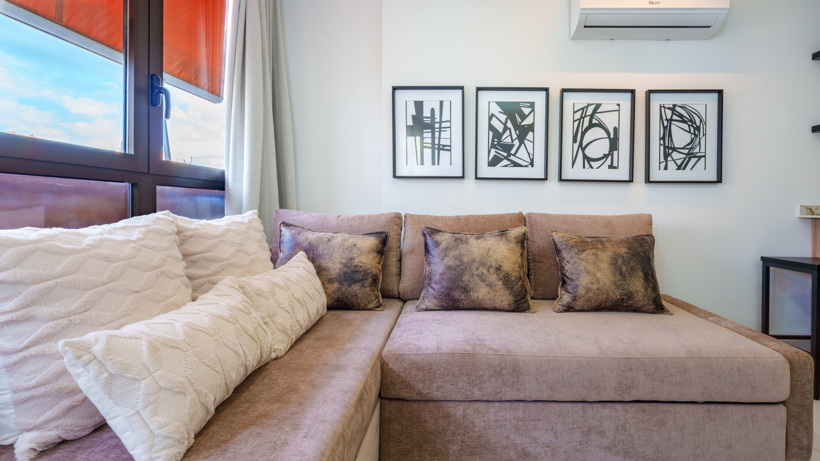 photo of Apartments on Calle de Bruselas, 9, 03503 Benidorm, Alicante, Spain