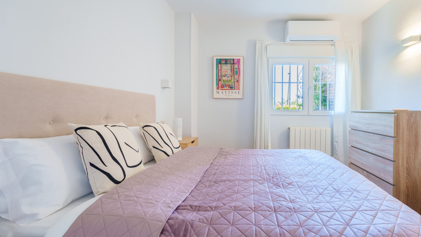 photo of Apartments on Calle Avilés, 10, 03502 Benidorm, Alicante, Spain