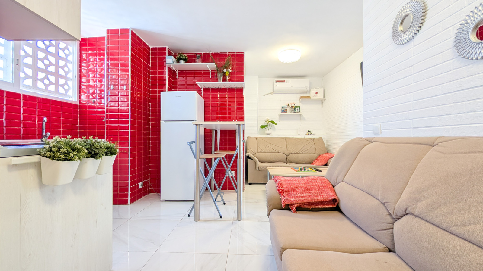 photo of Apartments on Av. de Roma, 10, 03503 Benidorm, Alicante, Spain