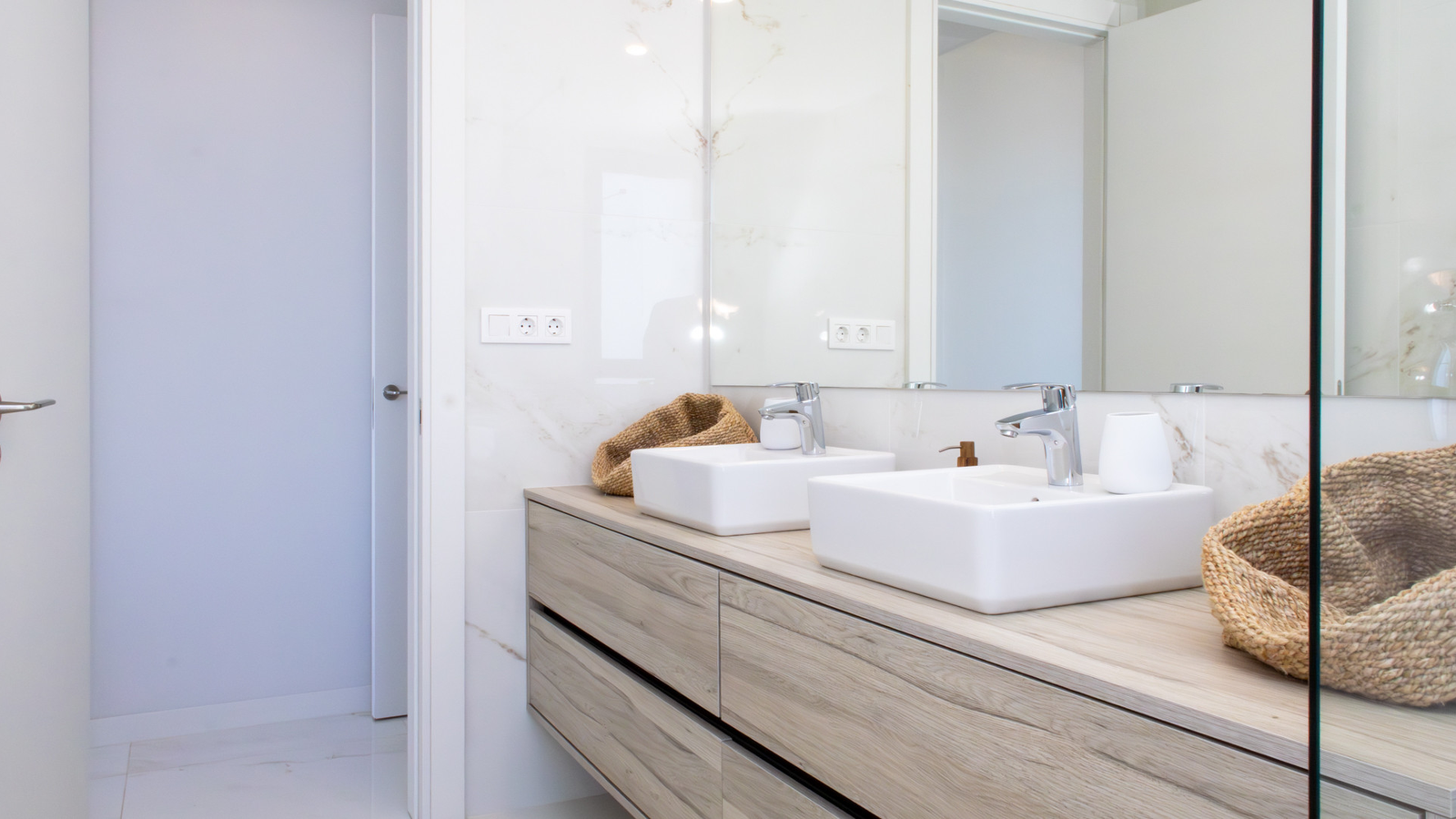 photo of Apartments on Avinguda de Benissa, 2, 03502 Benidorm, Alicante, Spain