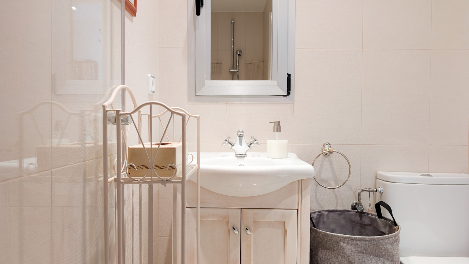 photo of Apartments on C. Asturias, 12, 03502 Benidorm, Alicante, Spain