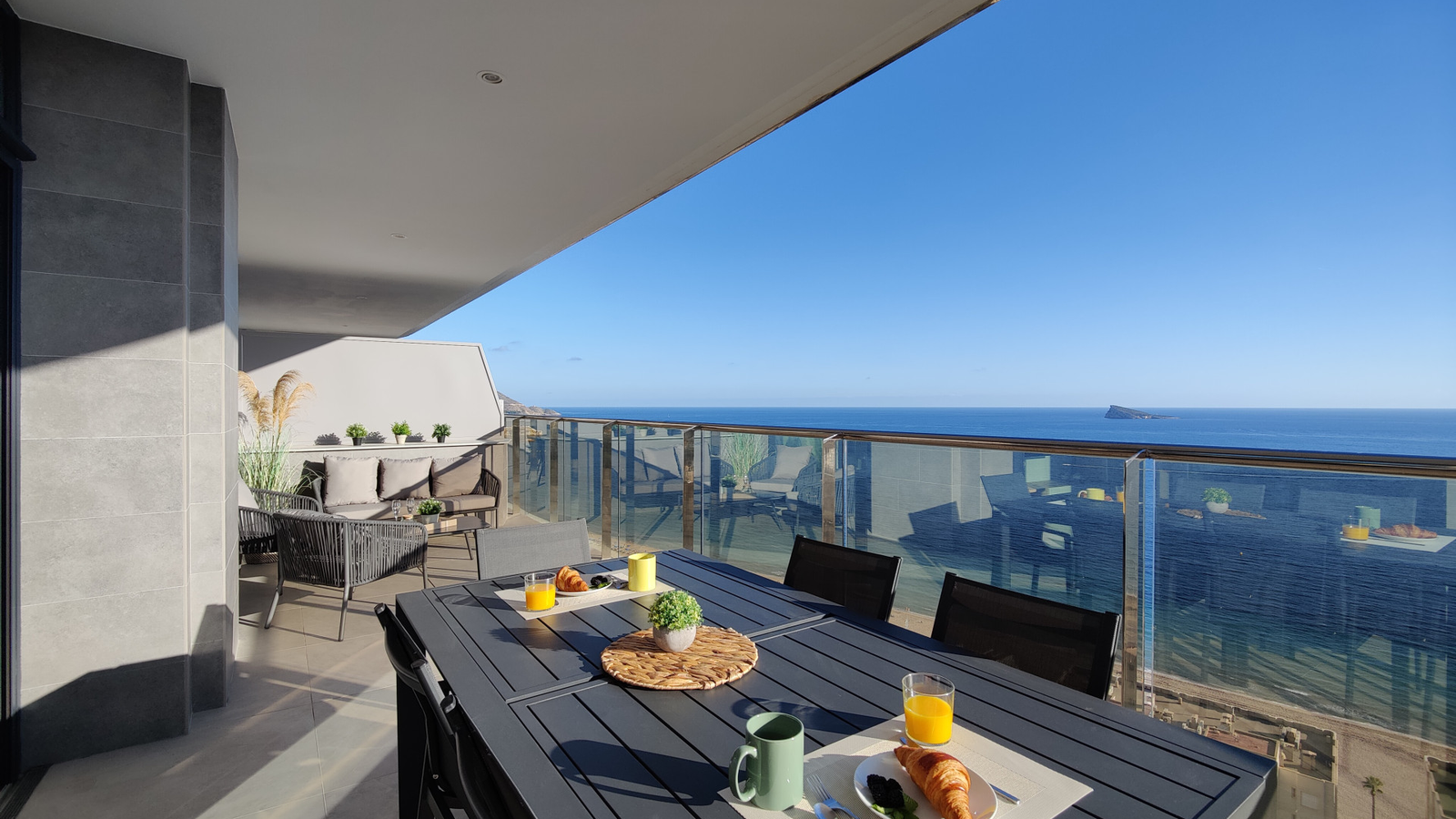 photo of Apartments on Av. de la Armada Española, 18, 03502 Benidorm, Alicante, Spain