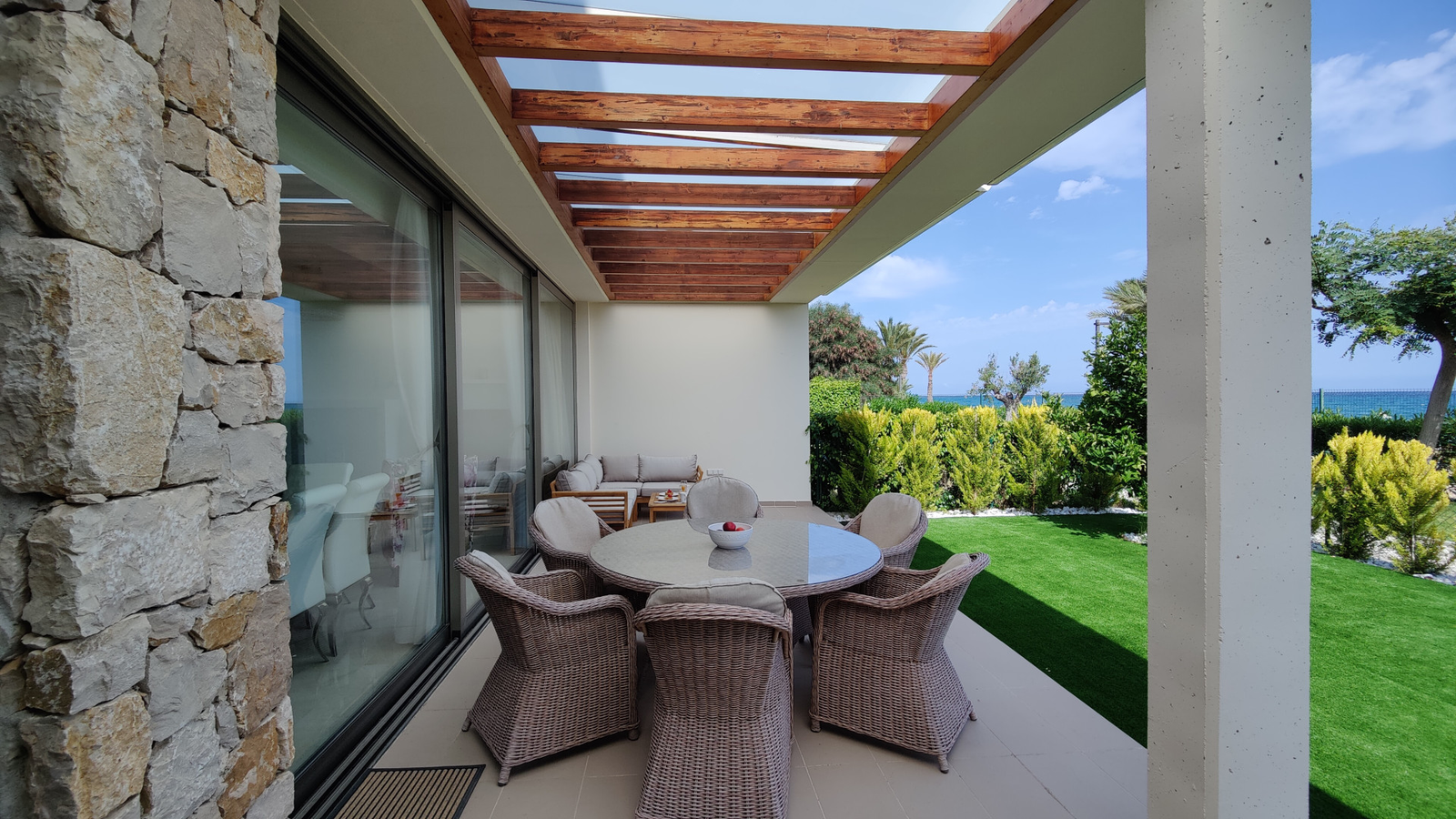 photo of Villa or house on Partida Paraíso, 43, 03570 Villajoyosa, Alicante, Spain