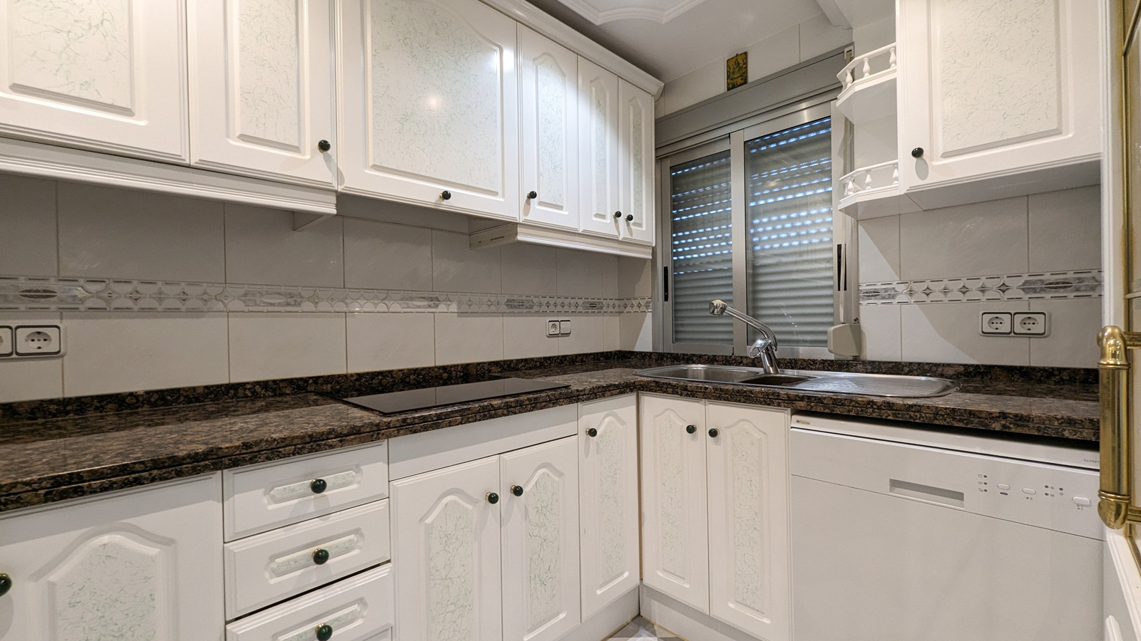 photo of Apartments on Avinguda de la Vila Joiosa, 28, 03502 Benidorm, Alicante, Spain