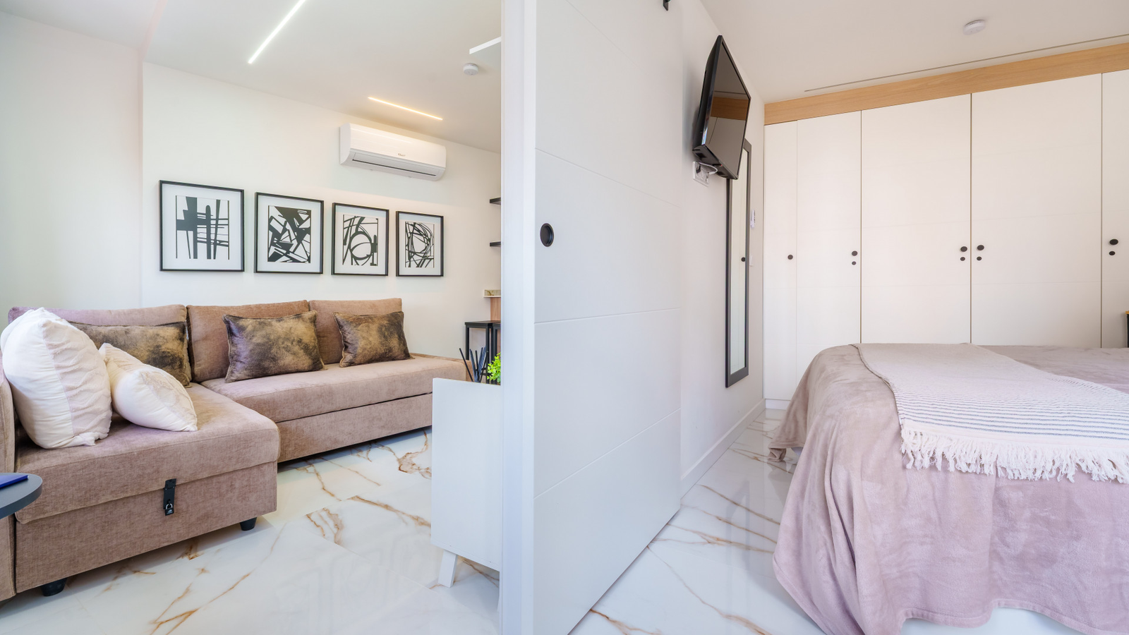 photo of Apartments on Calle de Bruselas, 9, 03503 Benidorm, Alicante, Spain