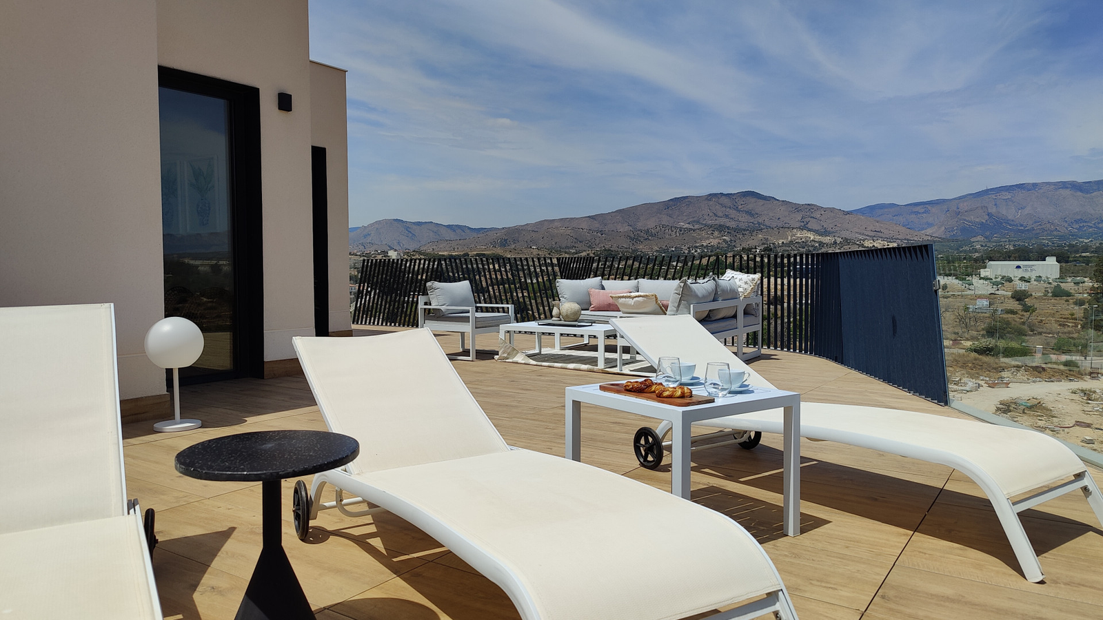 photo of Villa or house on Partida Torres Norte Urb, 11, 03570 La Vila Joiosa, Alicante, Spain