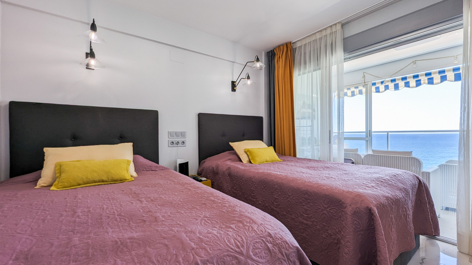 photo of Apartments on Pg. del Mar, 8, 03509 Benidorm, Alicante, Spain