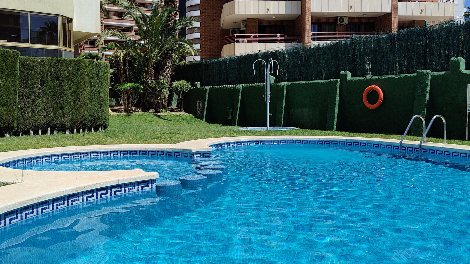 photo of Apartments on Playa de Levante, C. Gerona, 30, 03503 Benidorm, Alicante, Spain