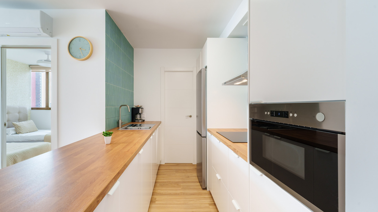 photo of Apartments on Av. del Mediterráneo, 43, 03503 Benidorm, Alicante, Spain