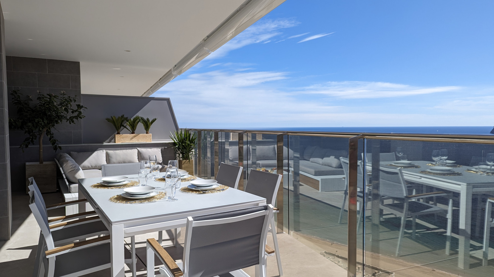 photo of Apartments on Av. de la Armada Española, 20, 03502 Benidorm, Alicante, Spain