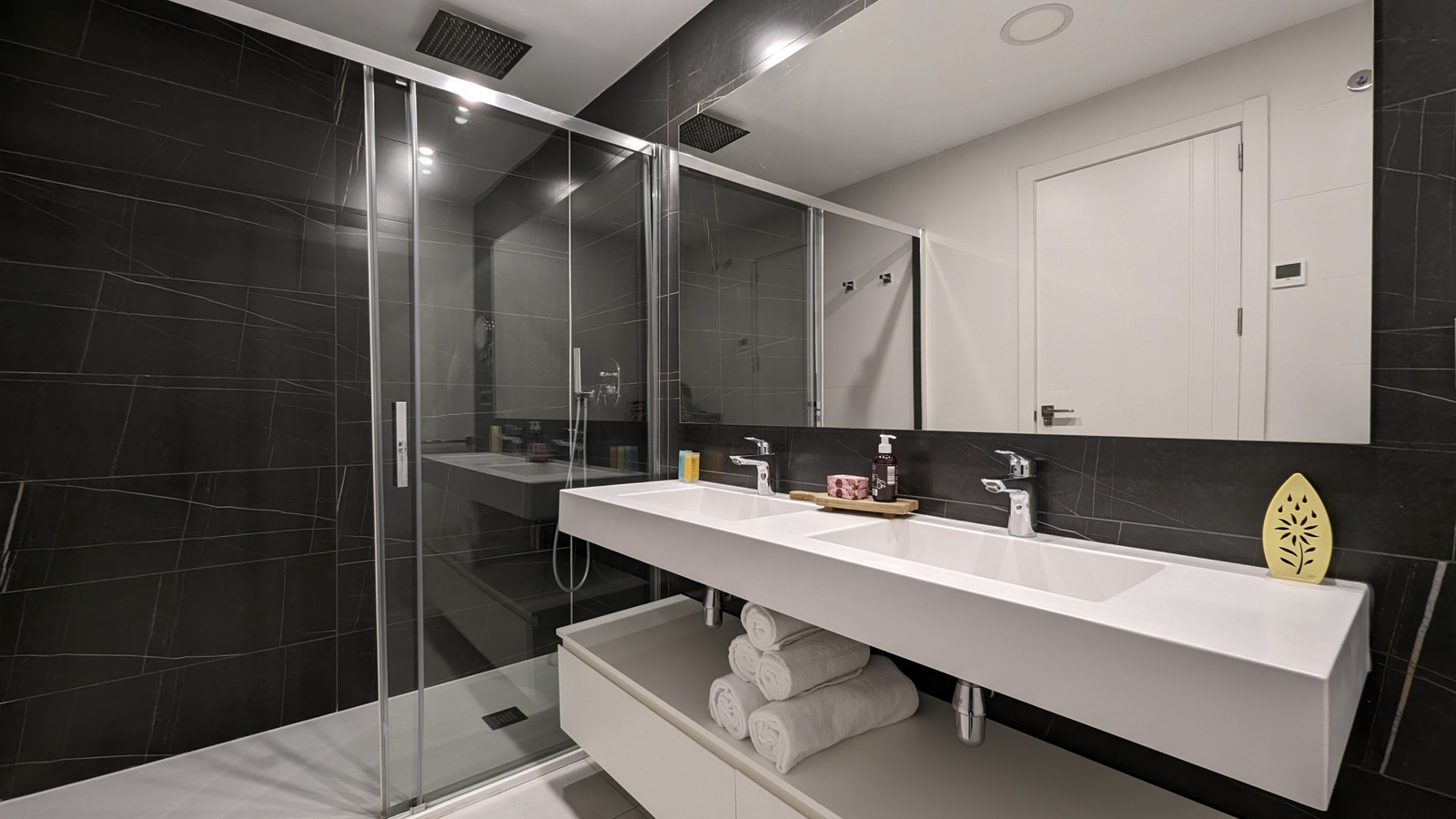 photo of Apartments on Av. República Argentina, 6, 03502 Benidorm, Alicante, Spain