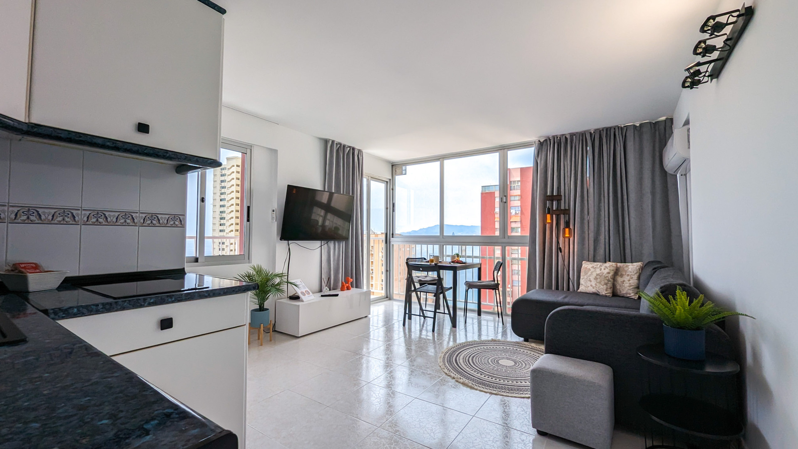 photo of Apartments on C. Sierra Dorada, 2, 03503 Benidorm, Alicante, Spain