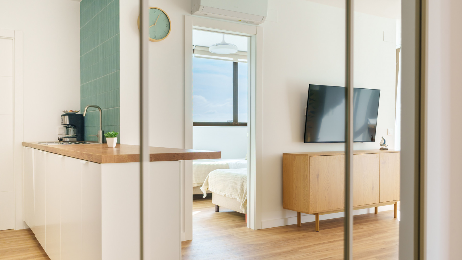 photo of Apartments on Av. del Mediterráneo, 43, 03503 Benidorm, Alicante, Spain