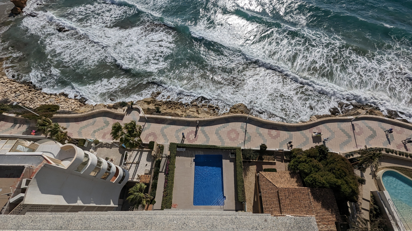 photo of Apartments on P.º Maritimo Playa del Bol, 59, 03710 Calpe, Alicante, Spain