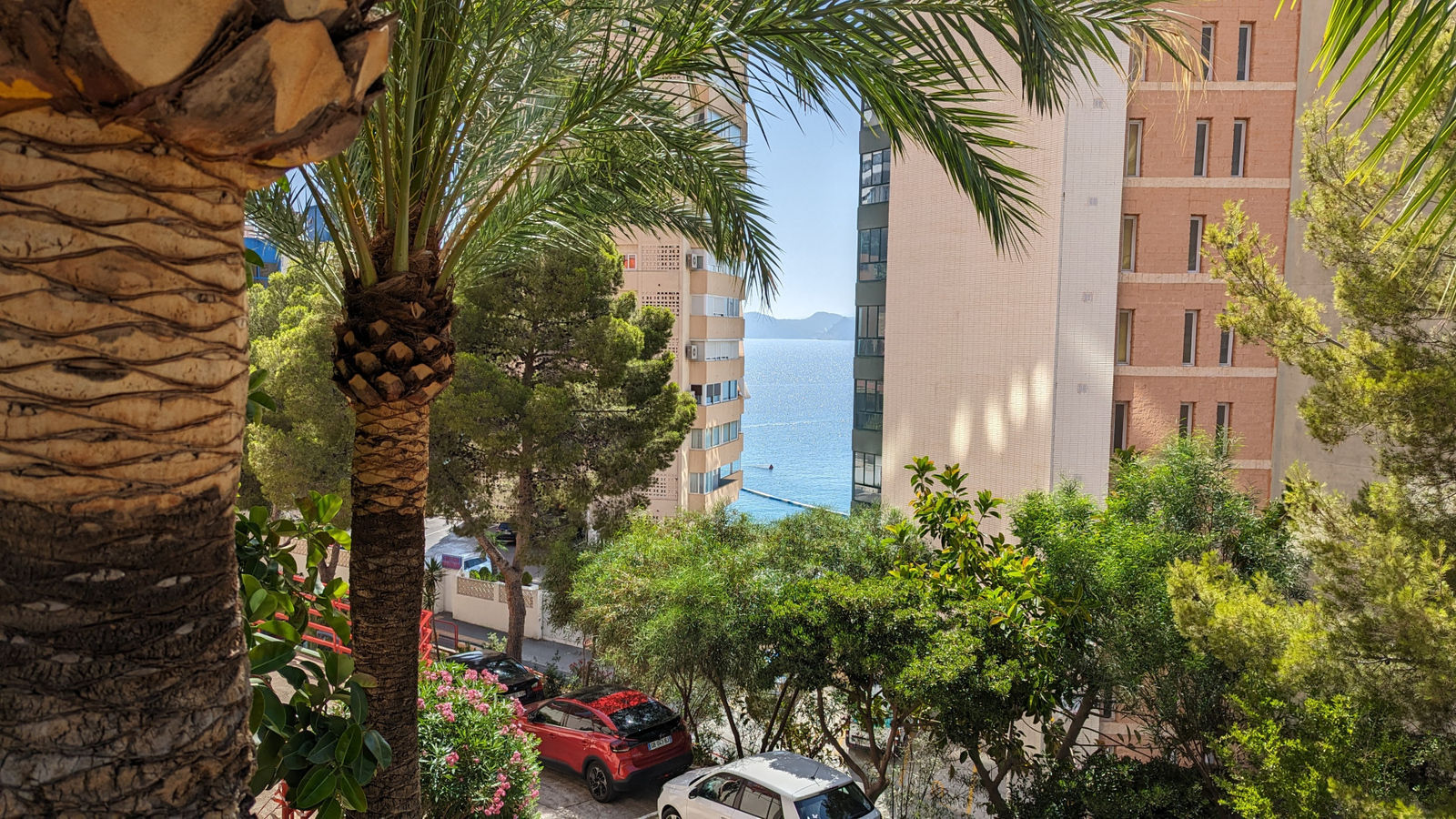 photo of Apartments on Playa de Levante, C. Alcalde Manuel Catalán Chana, 12, 03503 Benidorm, Alicante, Spain