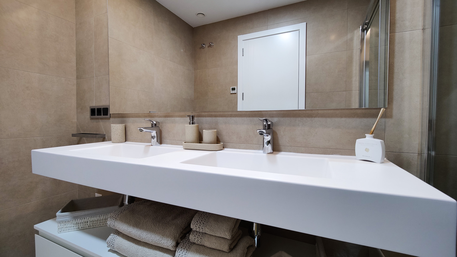photo of Apartments on Av. de Uruguay, 1, 03502 Benidorm, Alicante, Spain