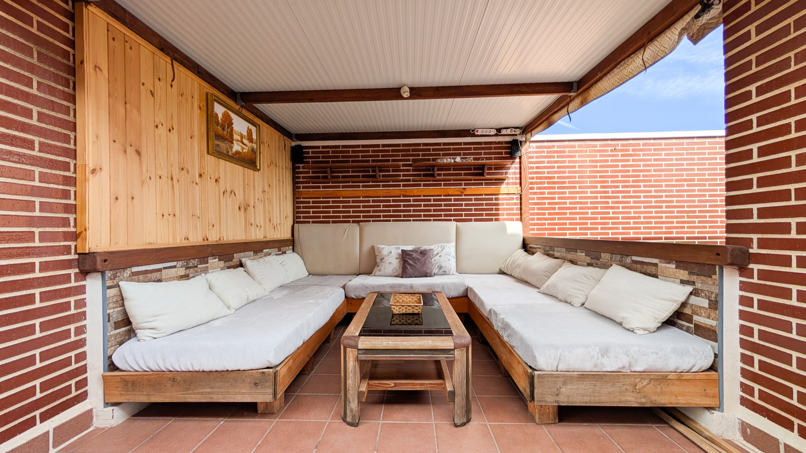photo of Villa or house on Carrer Gregal, 2bis, 03570 Benidorm, Alicante, Spain
