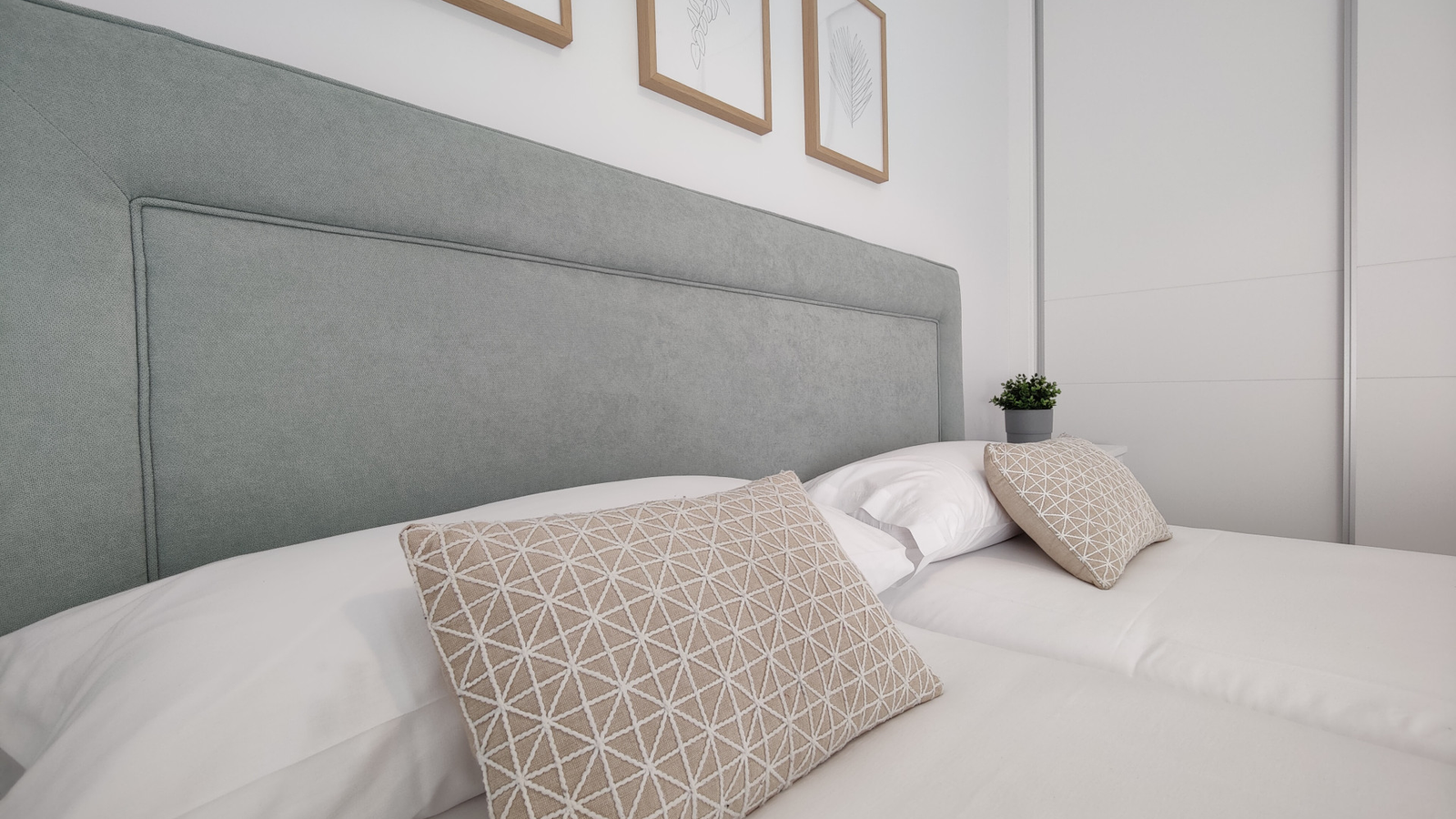 photo of Apartments on Av. de la Armada Española, 18, 03502 Benidorm, Alicante, Spain