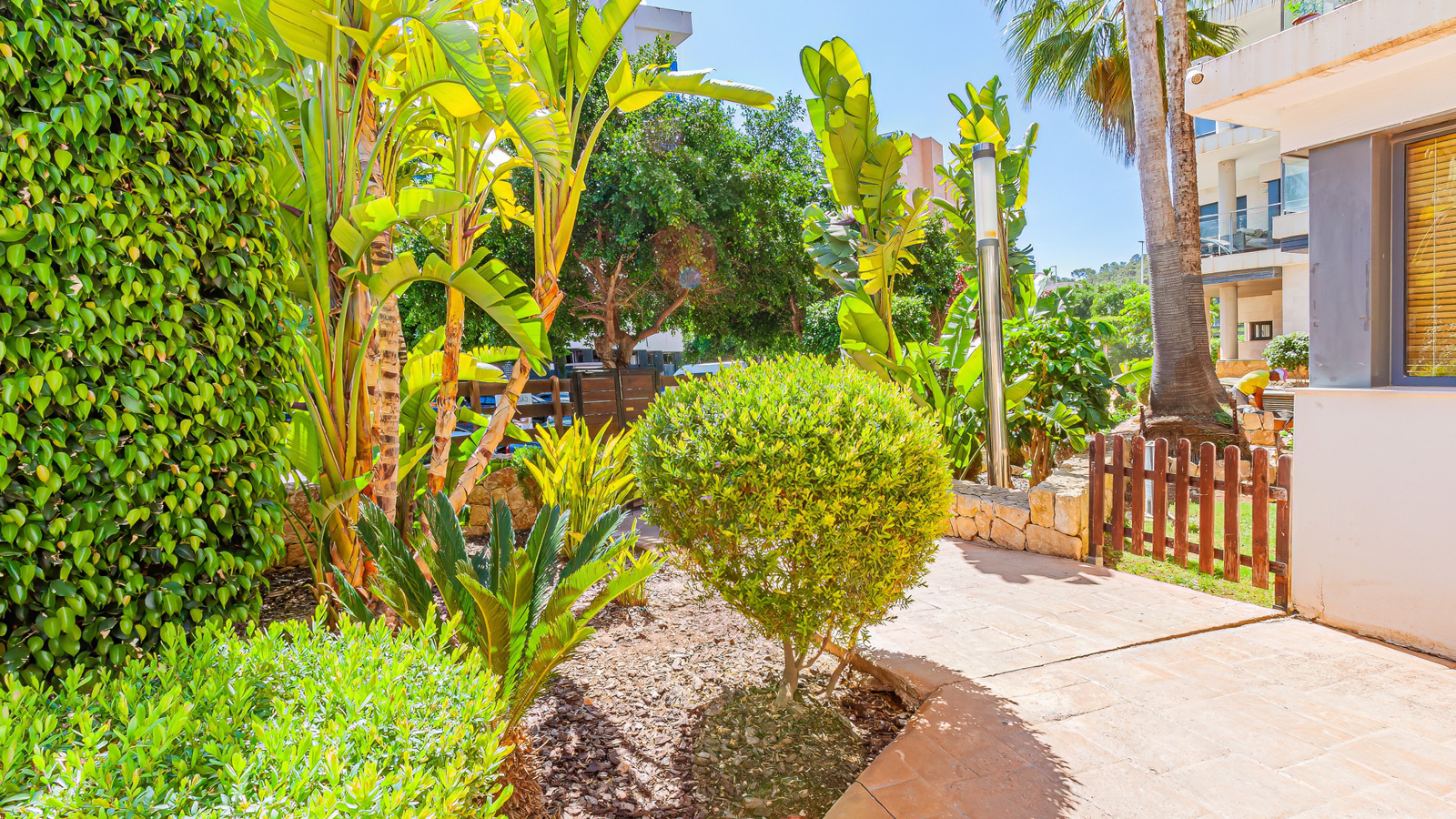 photo of Villa or house on Carrer Marinada, 16, 03570 Benidorm, Alicante, Spain
