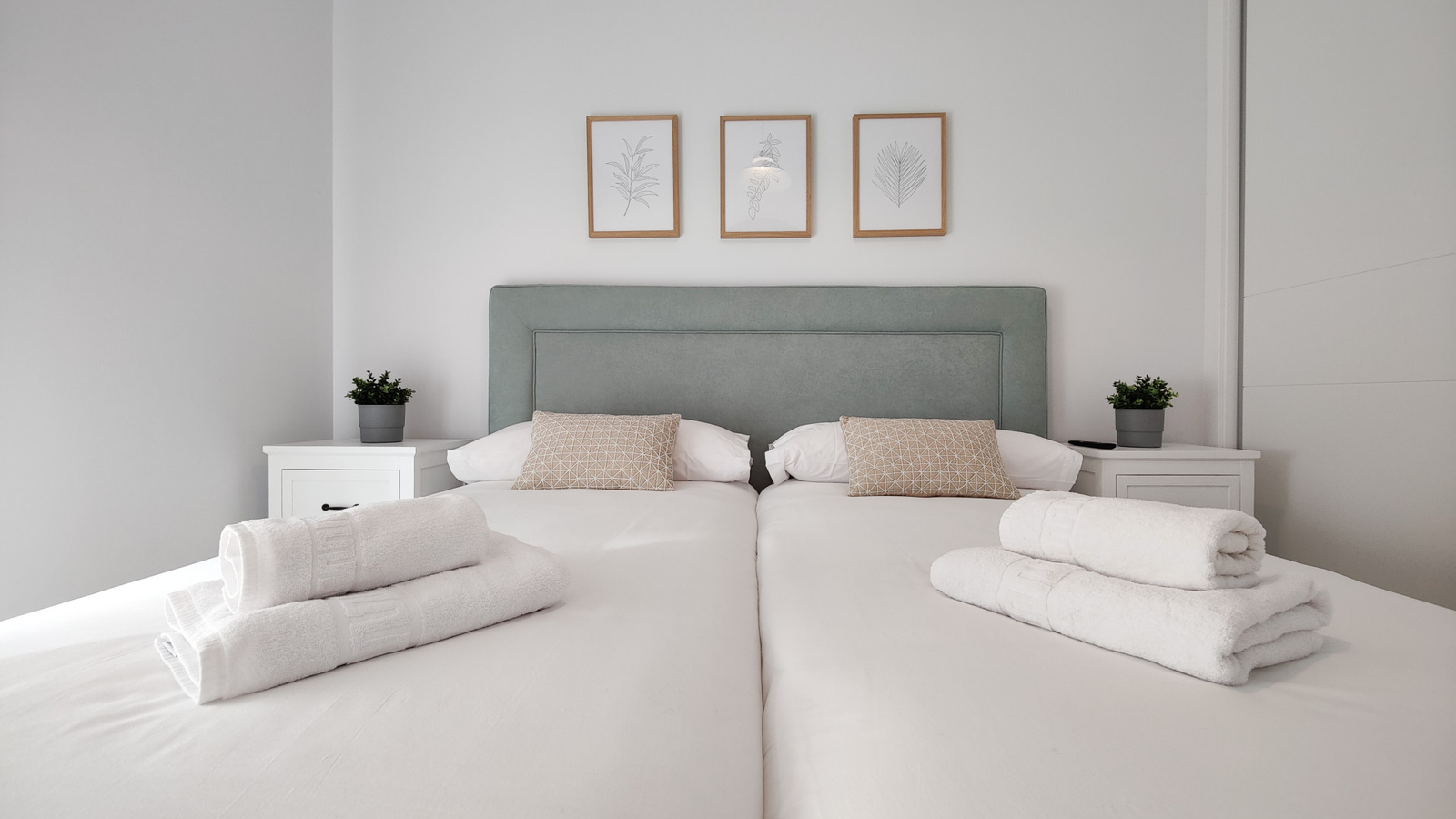 photo of Apartments on Av. de la Armada Española, 18, 03502 Benidorm, Alicante, Spain